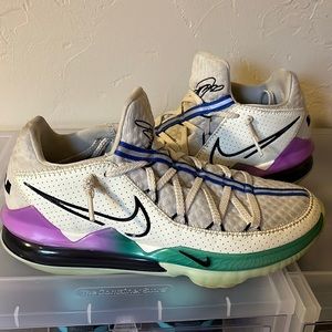 Nike Lebron James 17 Low Shoes